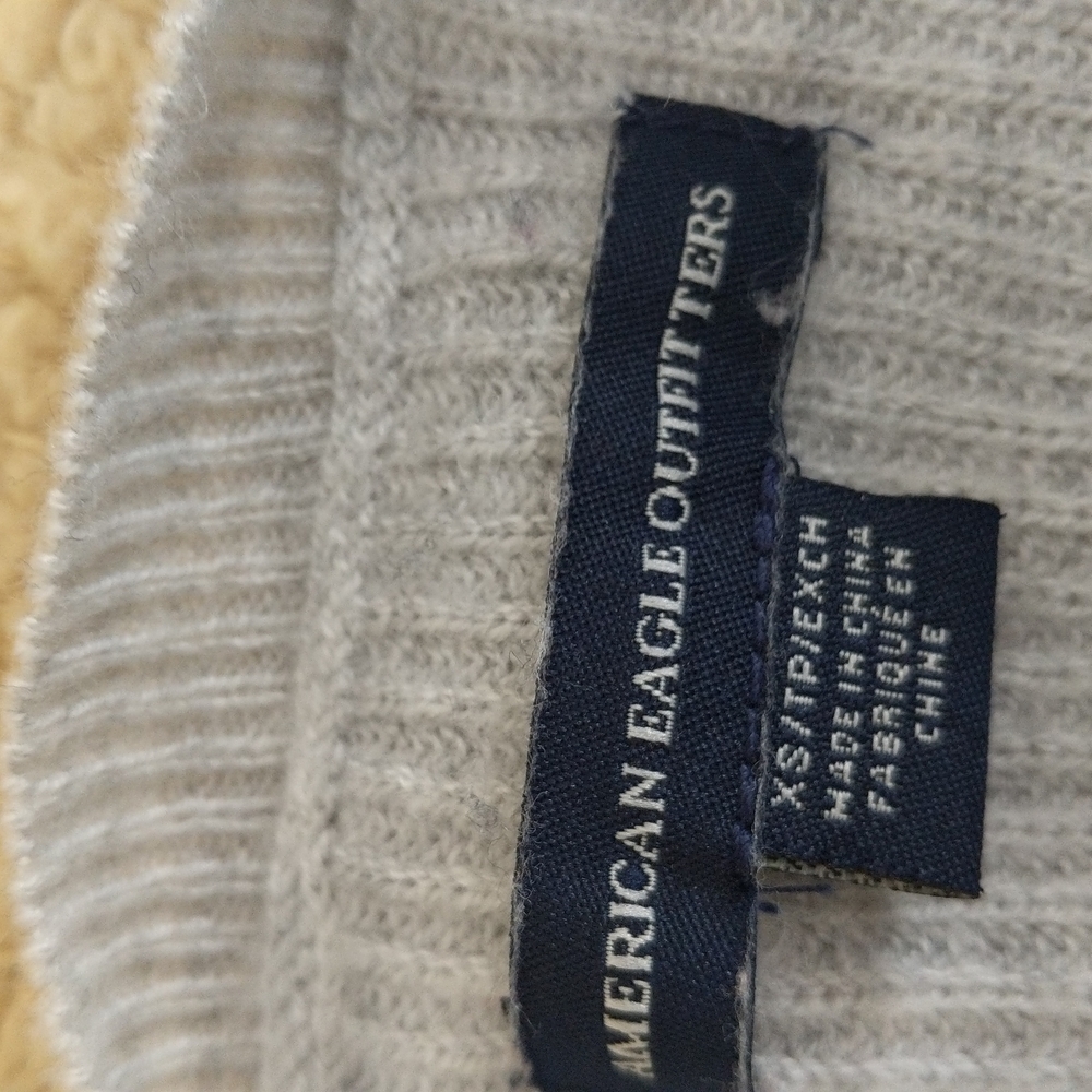 Sweater - Picture 4 of 5